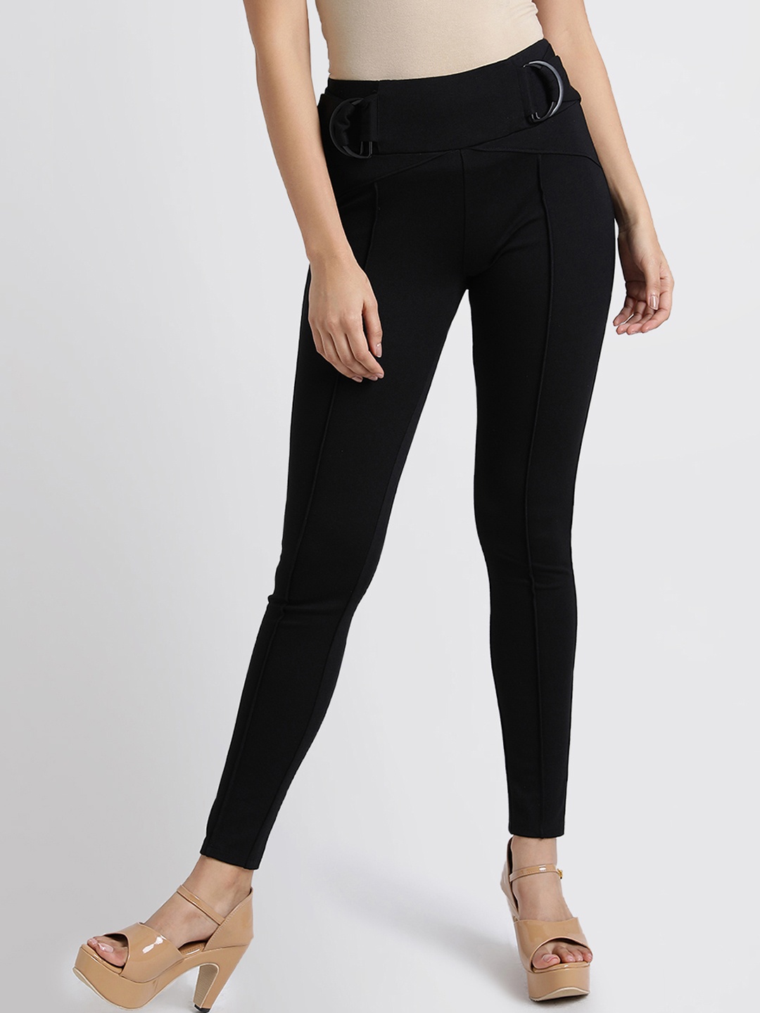 

Kazo Women Black Solid Skinny-Fit Jeggings