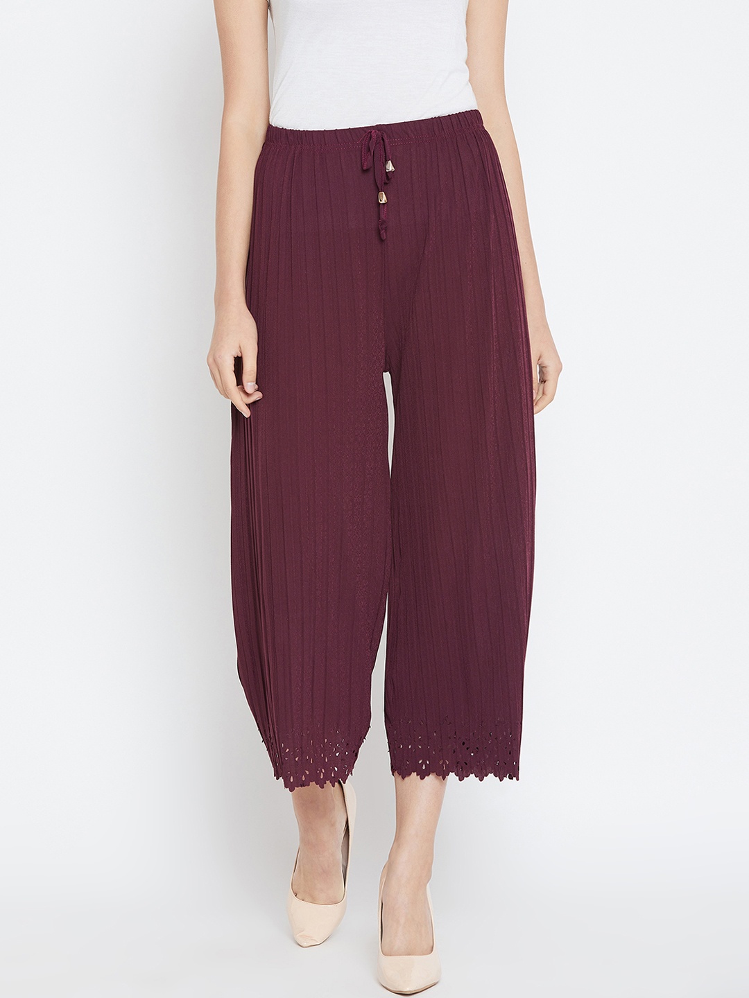 

Camey Women Burgundy Straight Fit Solid Culottes