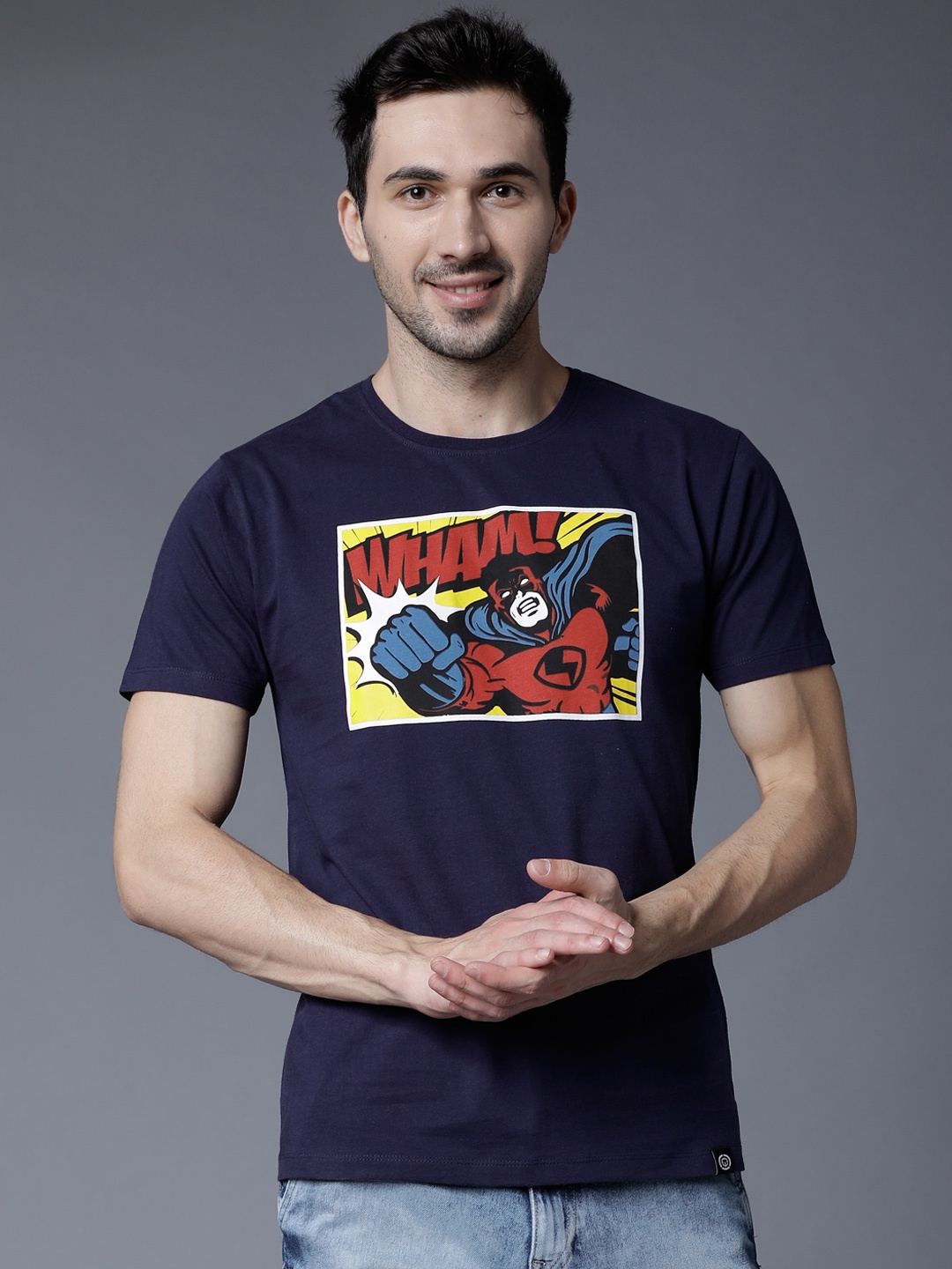 

LOCOMOTIVE Men Navy Blue Captain Marvel Printed Round Neck T-shirt