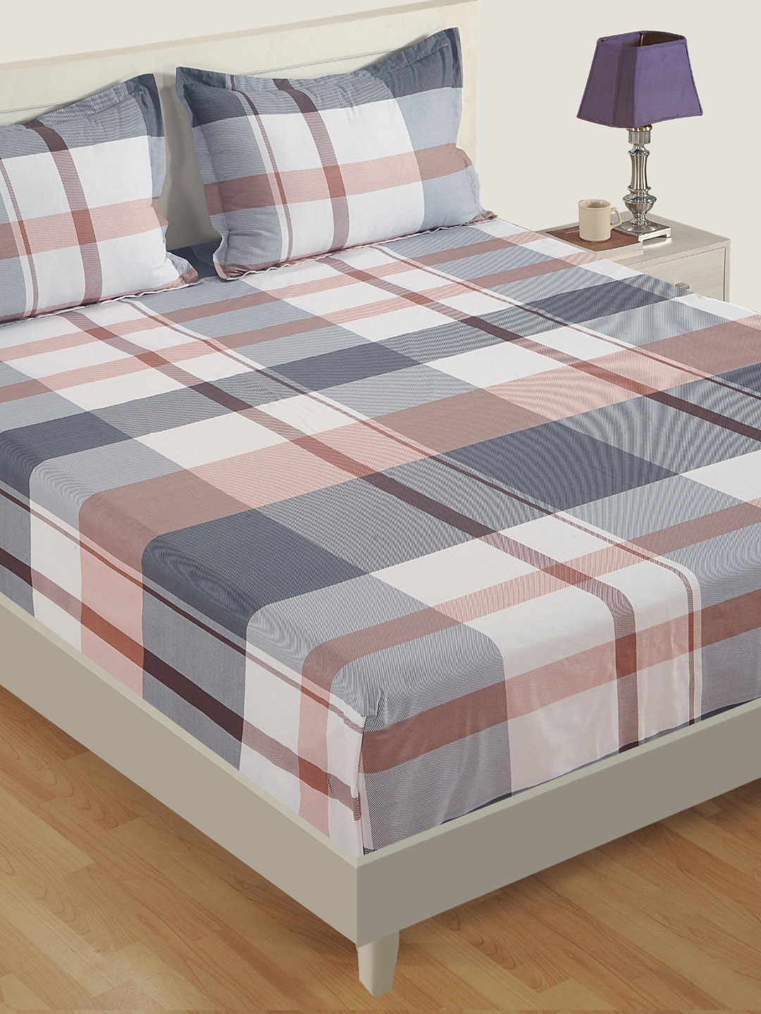 

SWAYAM Grey & White Checked 180 TC Cotton 1 King Bedsheet with 2 Pillow Covers