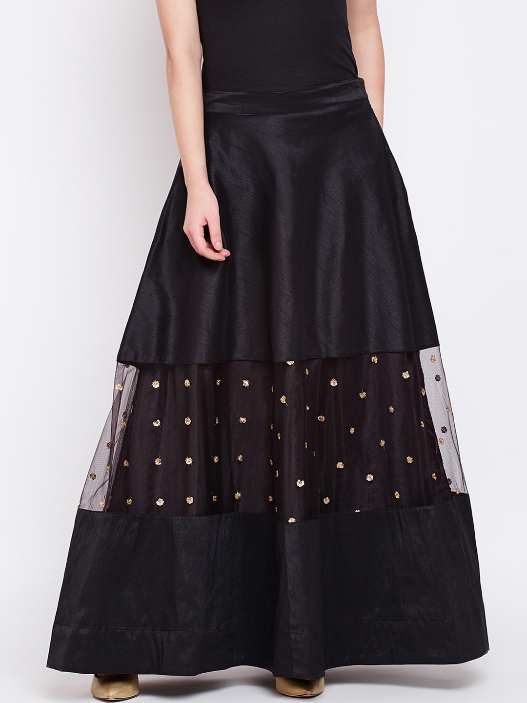 

Studio Rasa Women Black Solid A-Line Maxi Skirt
