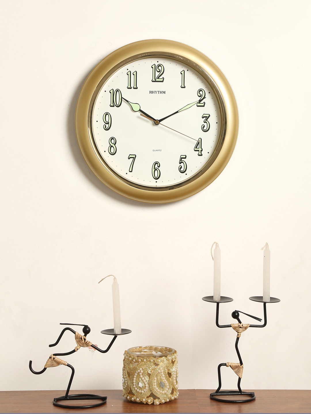 

Rhythm White Handcrafted Round Solid Analogue Wall Clock