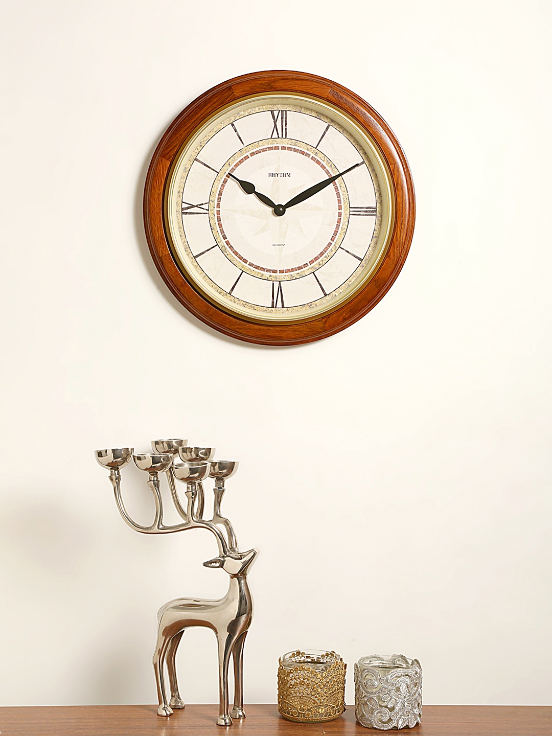 

Rhythm White Handcrafted Round Solid Analogue Wall Clock