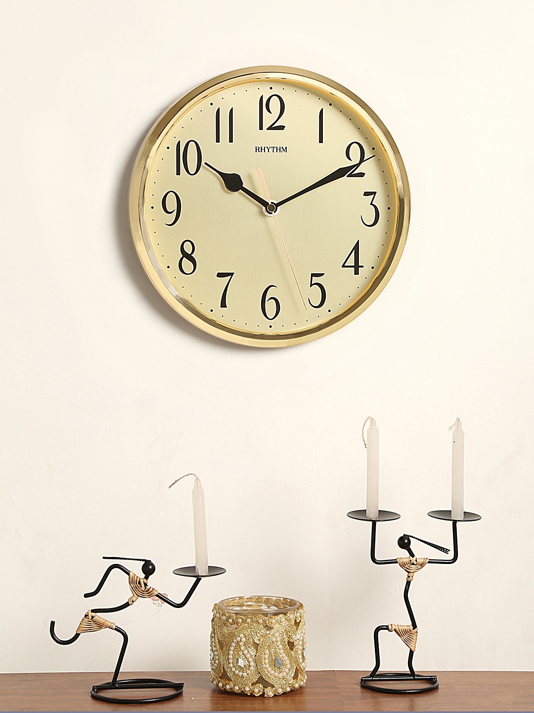 

Rhythm Gold-Toned Handcrafted Round Solid Analogue Wall Clock
