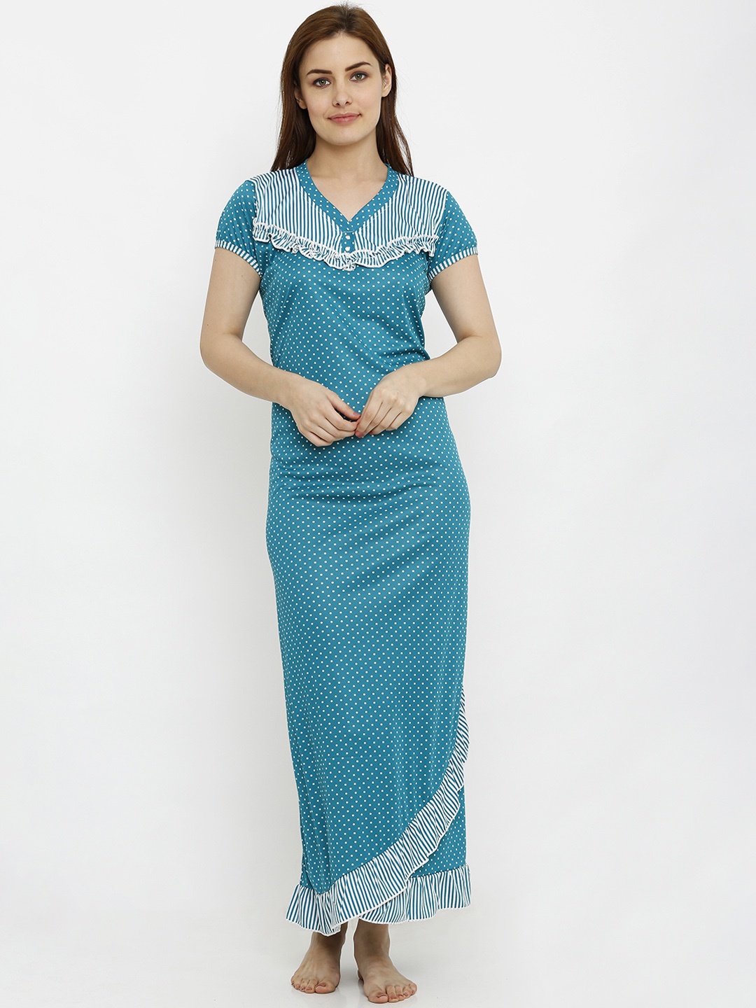 

Pretty Awesome Blue Printed Nightdress PTAS211