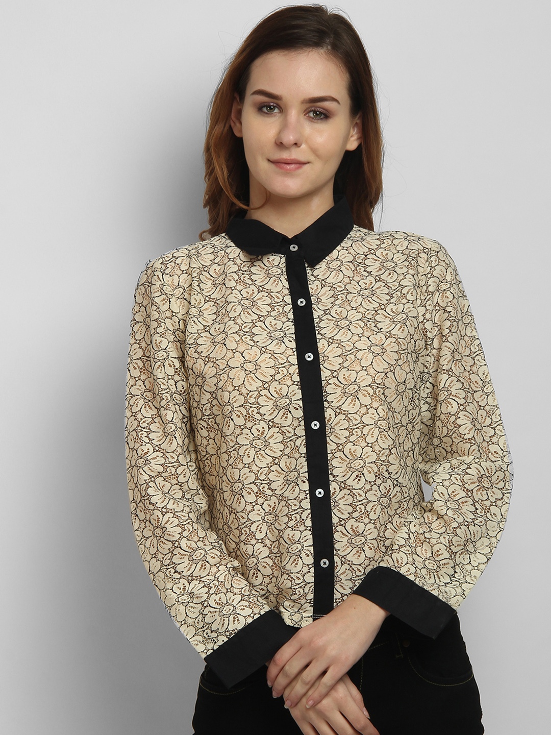 

LA LOFT Women Cream-Coloured Regular Fit Self Design Casual Shirt