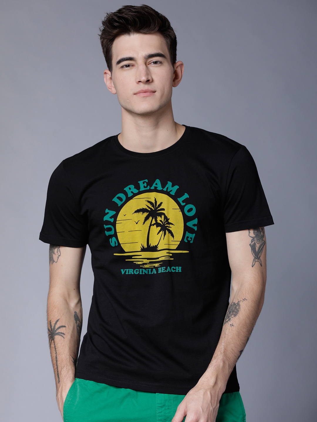 

LOCOMOTIVE Men Black Printed Round Neck T-shirt
