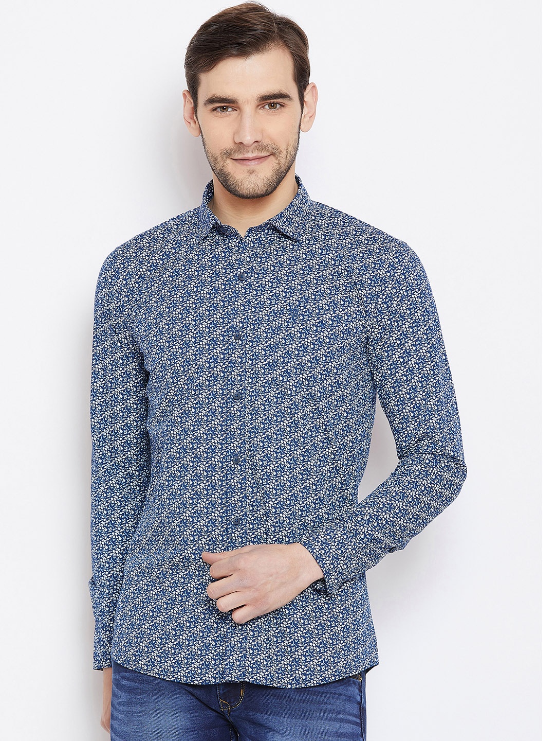 

Duke Men Blue & White Regular Fit Printed Casual Shirt