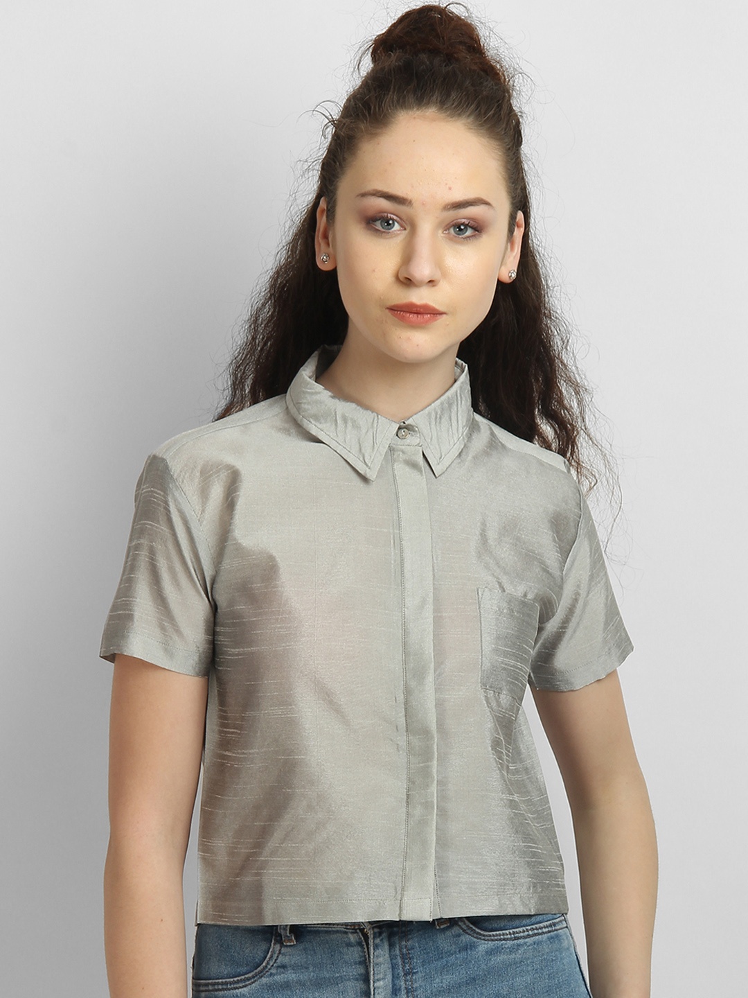 

LA LOFT Women Silver-Toned Regular Fit Solid Casual Cropped Shirt