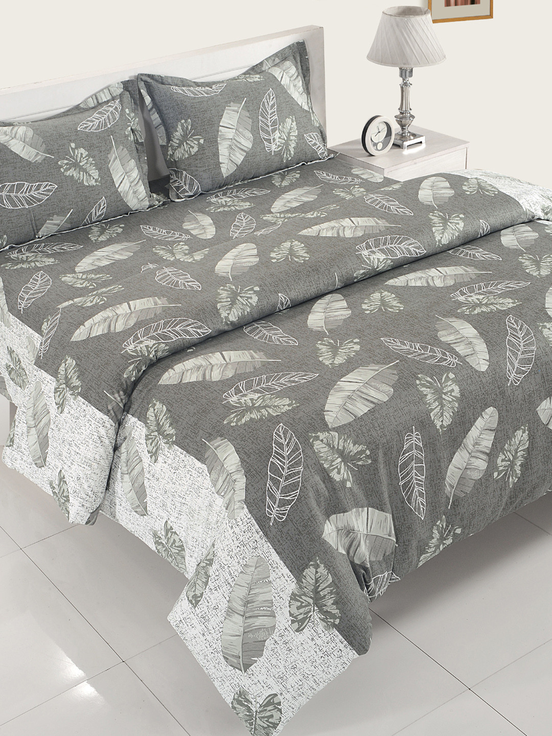

SWAYAM Swayam Grey Cotton 200 TC Printed Bedding Set