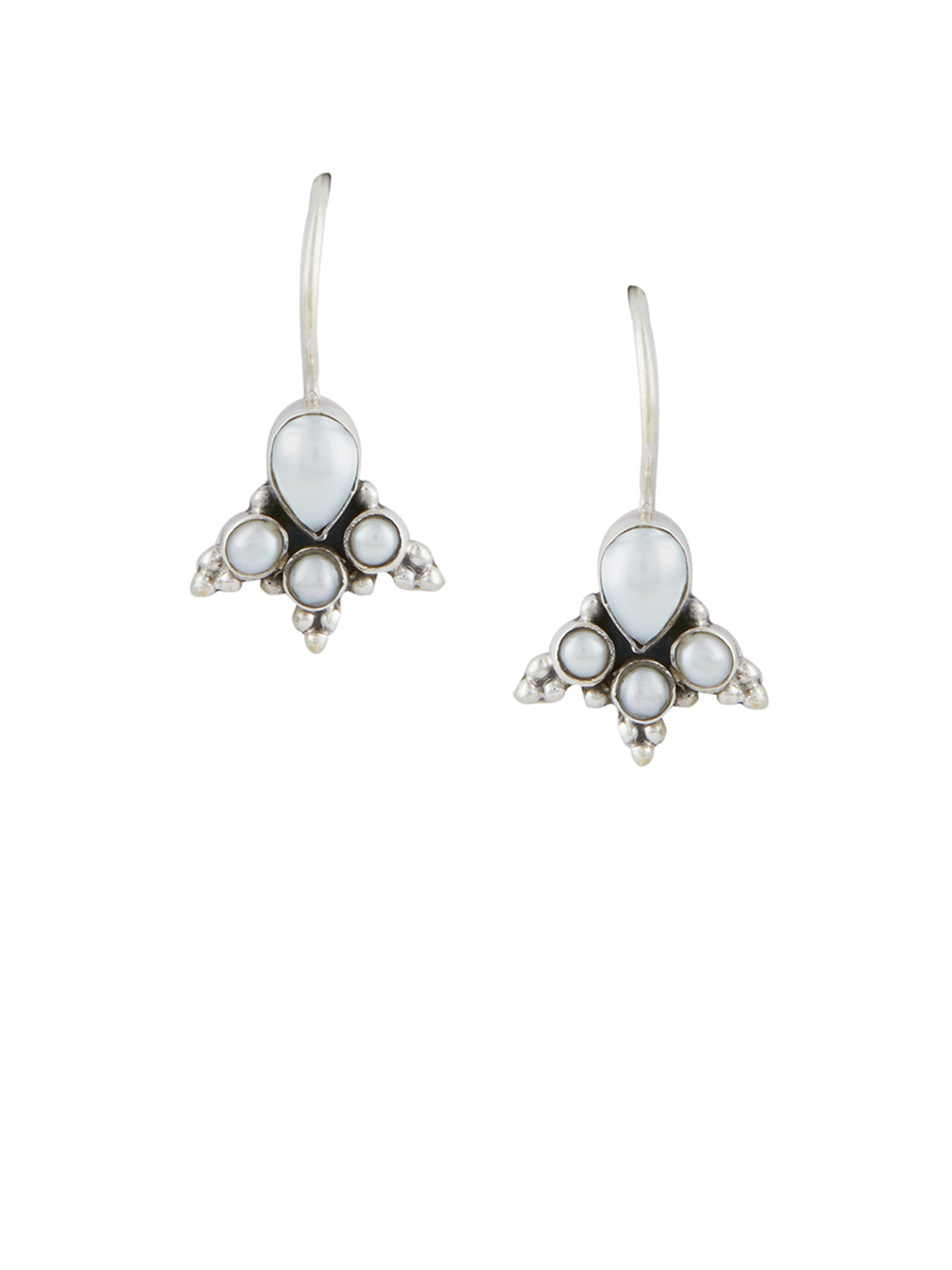 

ahilya Sterling Silver Oval Half Hoop Earrings