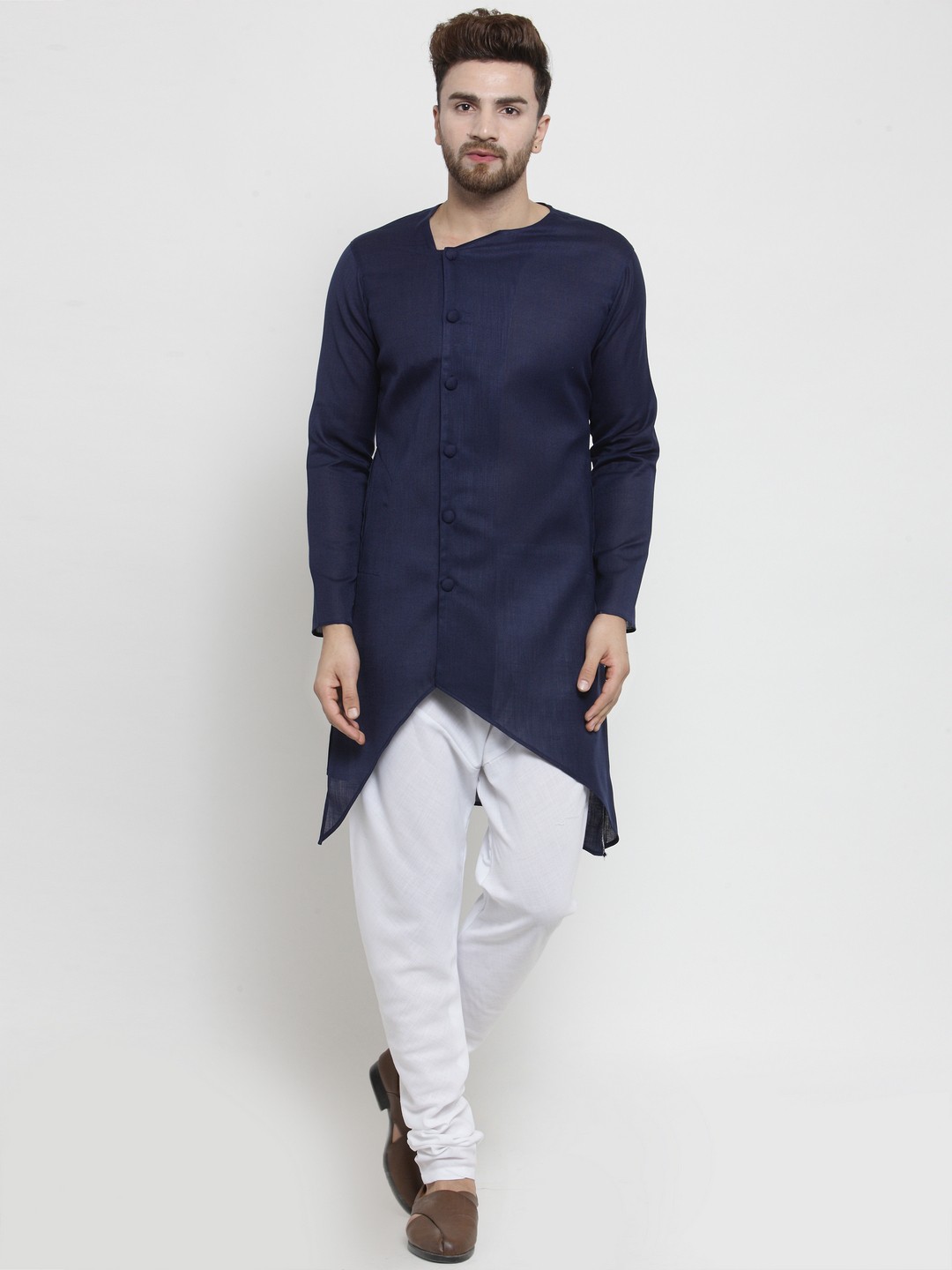 

TREEMODA Men Navy Blue & White Solid Linen Kurta with Churidar