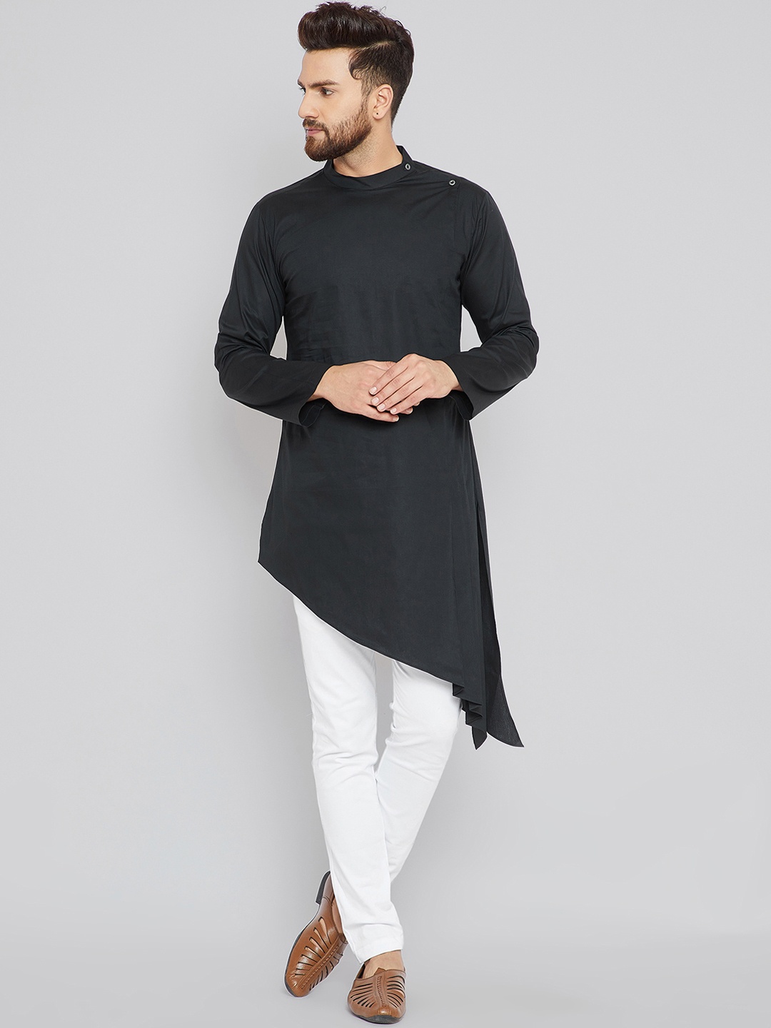 

See Designs Men Black Solid Kurta & White Solid Pyjama