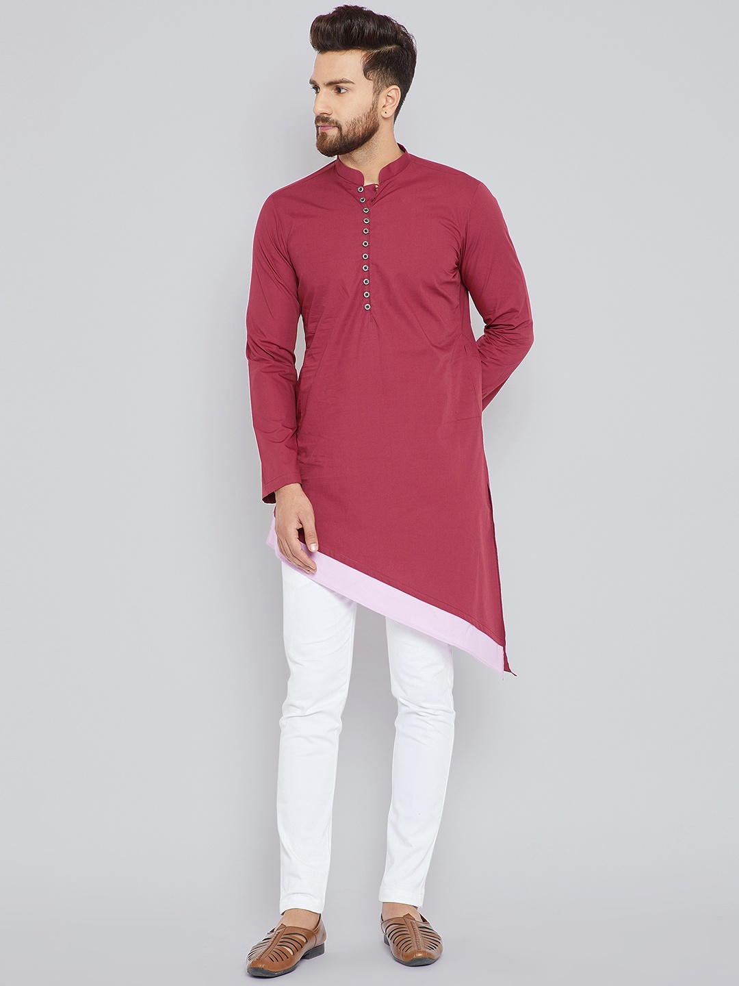 

See Designs Men Burgundy Solid Kurta & White Solid Pyjama