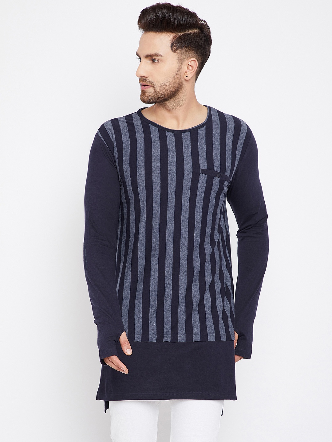

Hypernation Men Blue Striped Round Neck T-shirt