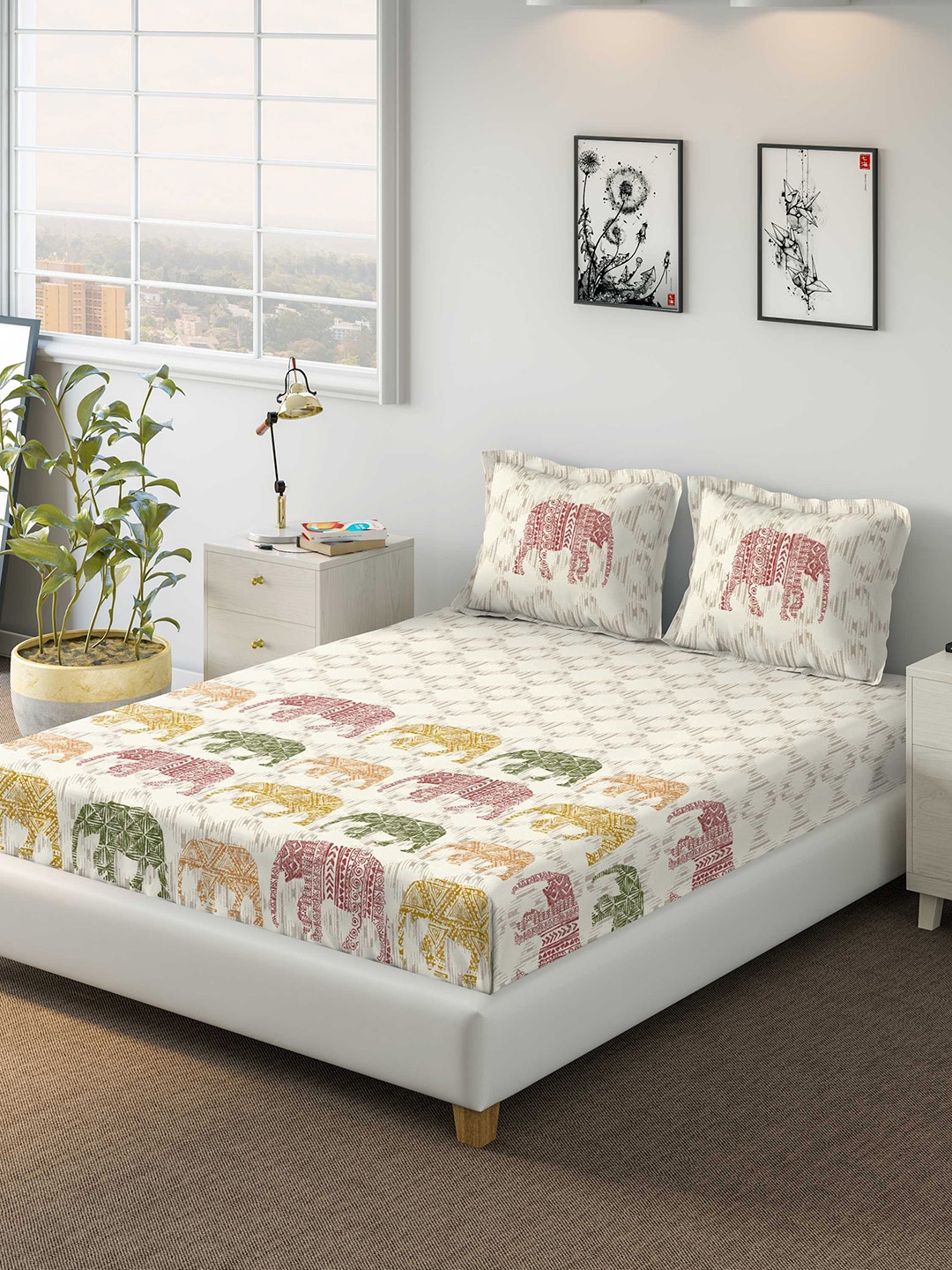 

DDecor Beige Geometric 130 TC Cotton Double Bedsheet with 2 Pillow Covers