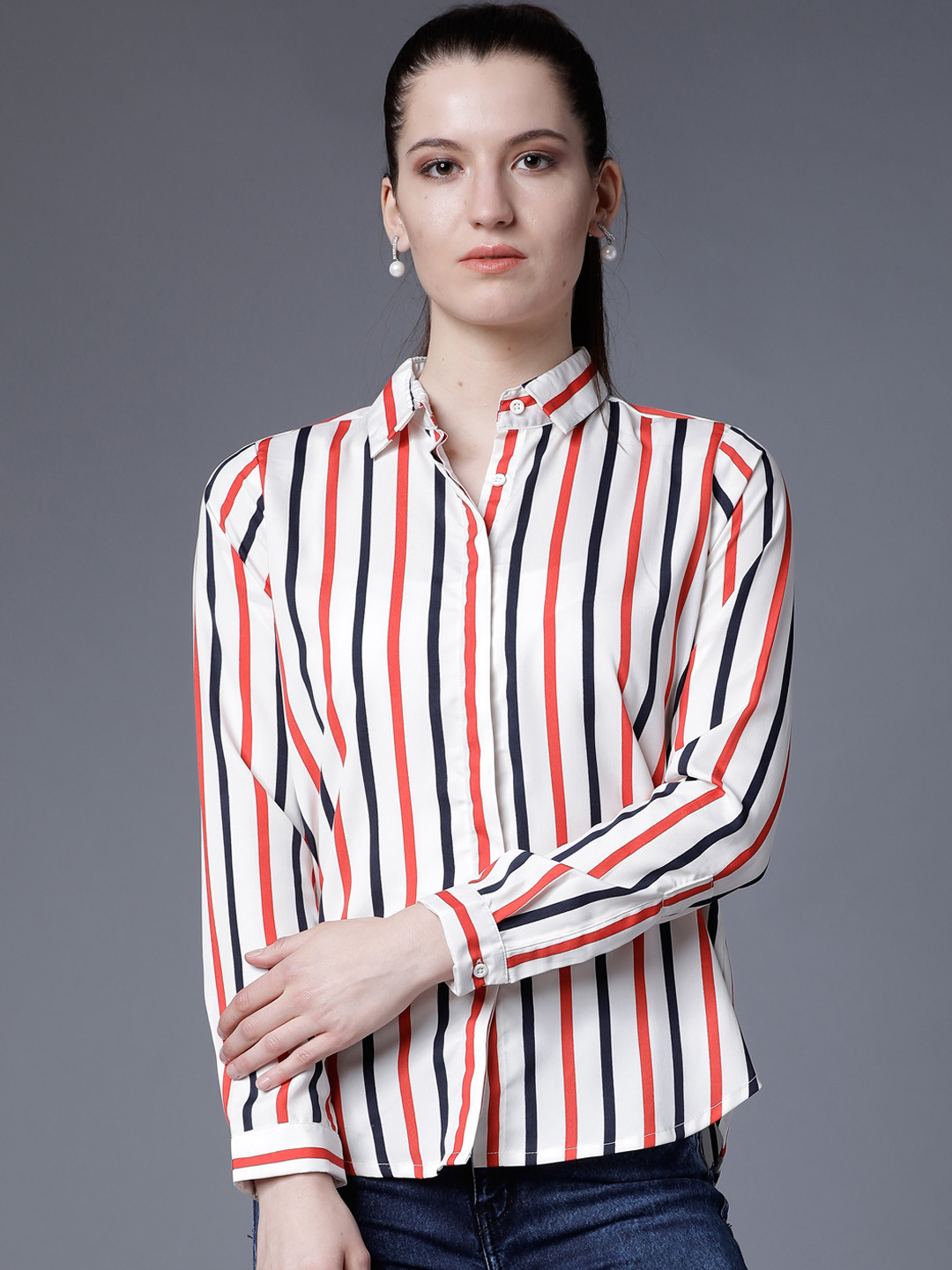 

Tokyo Talkies Women White & Red Regular Fit Striped Casual Shirt