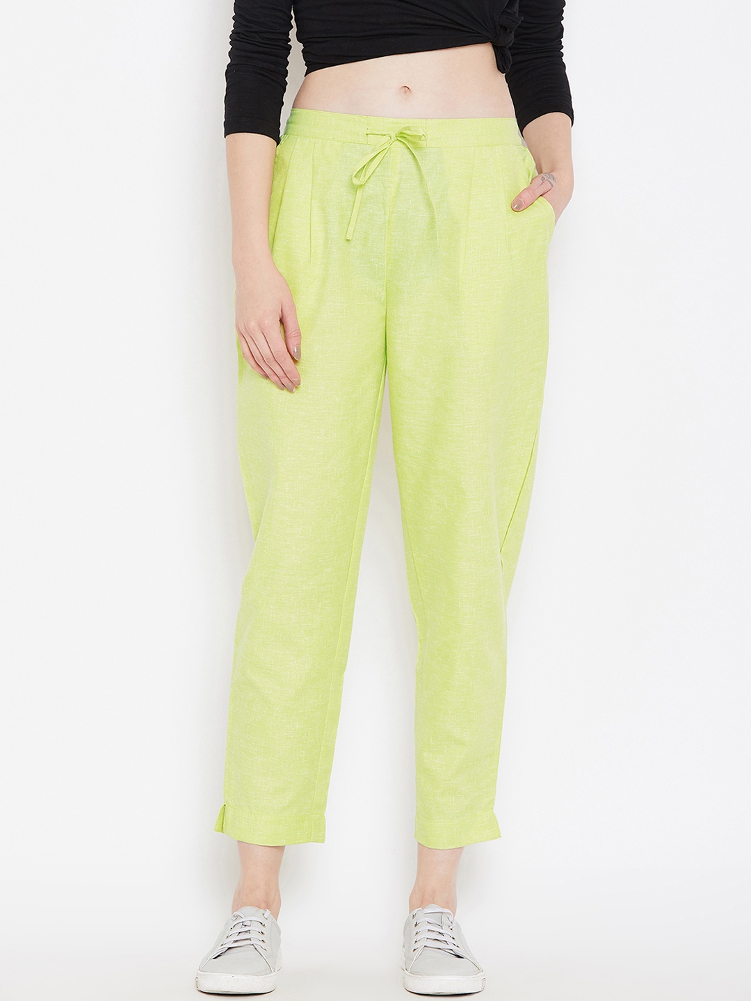 

Bitterlime Women Lime Green Relaxed Regular Fit Self Design Cropped Peg Trousers
