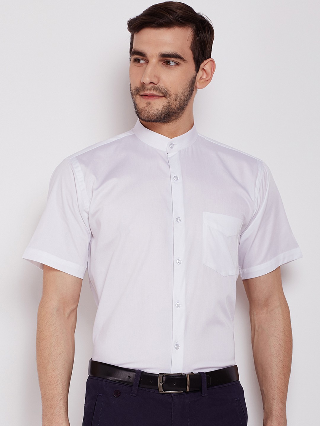 

Hancock Men White Slim Fit Solid Formal Shirt