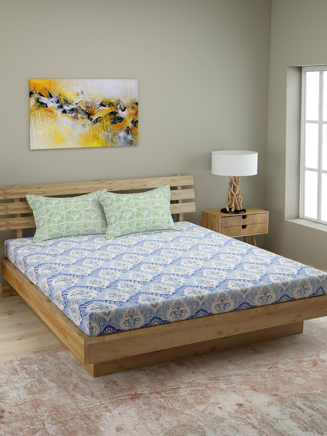

ROMEE White & Blue Floral 144 TC Cotton Bedsheet with 2 Pillow Covers
