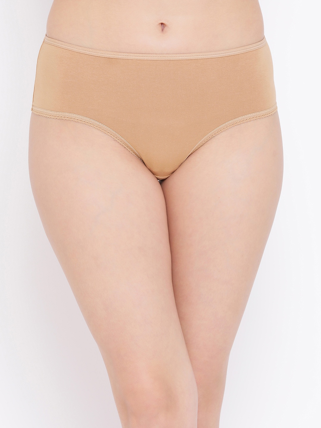

Clovia Women Nude-Coloured Solid Mid-Rise Hipster Briefs PB0005P24XS