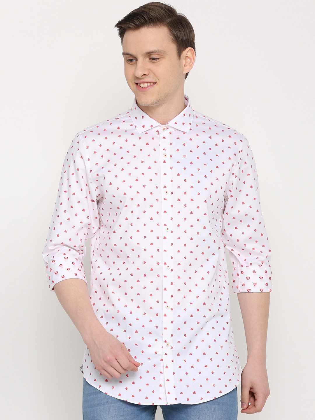 

SIMON CARTER LONDON Men White & Red Slim Fit Printed Casual Shirt