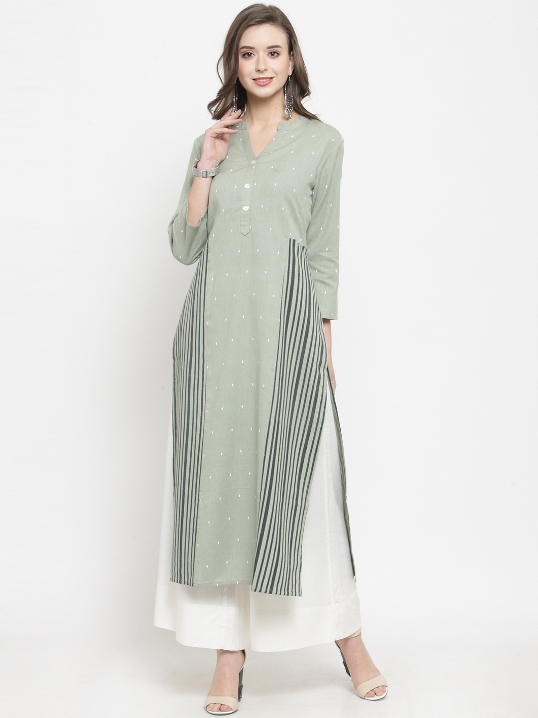

Varanga Women Green Printed Kurta with Palazzos