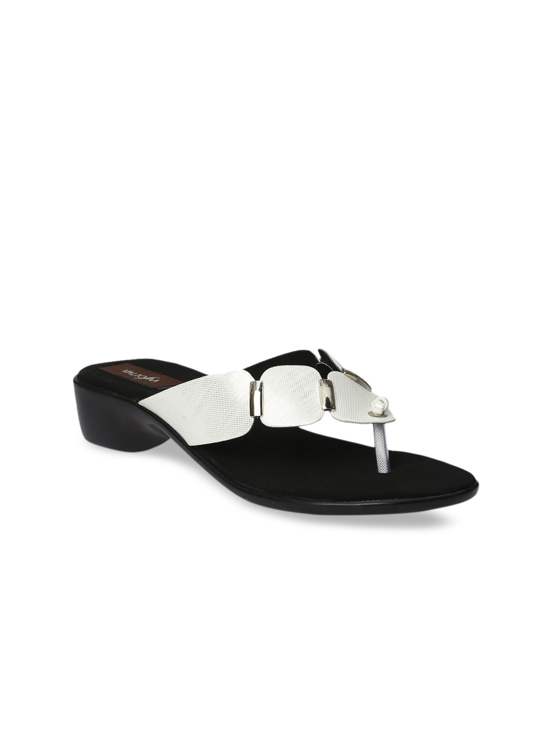 

VALIOSAA Women Silver-Toned Solid Sandals