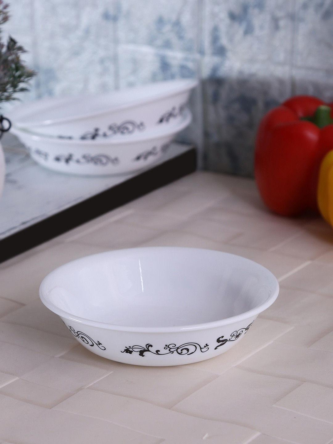 

Corelle Set of 6 White Printed Bowls