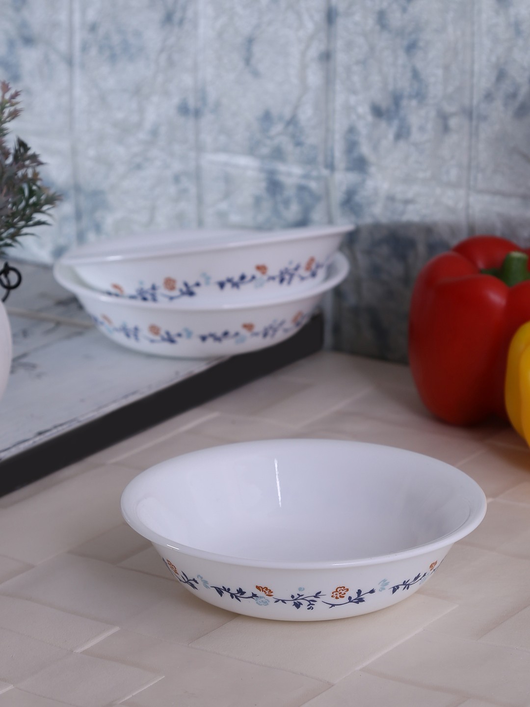 

Corelle Set of 6 White Printed Glass Bowls Set