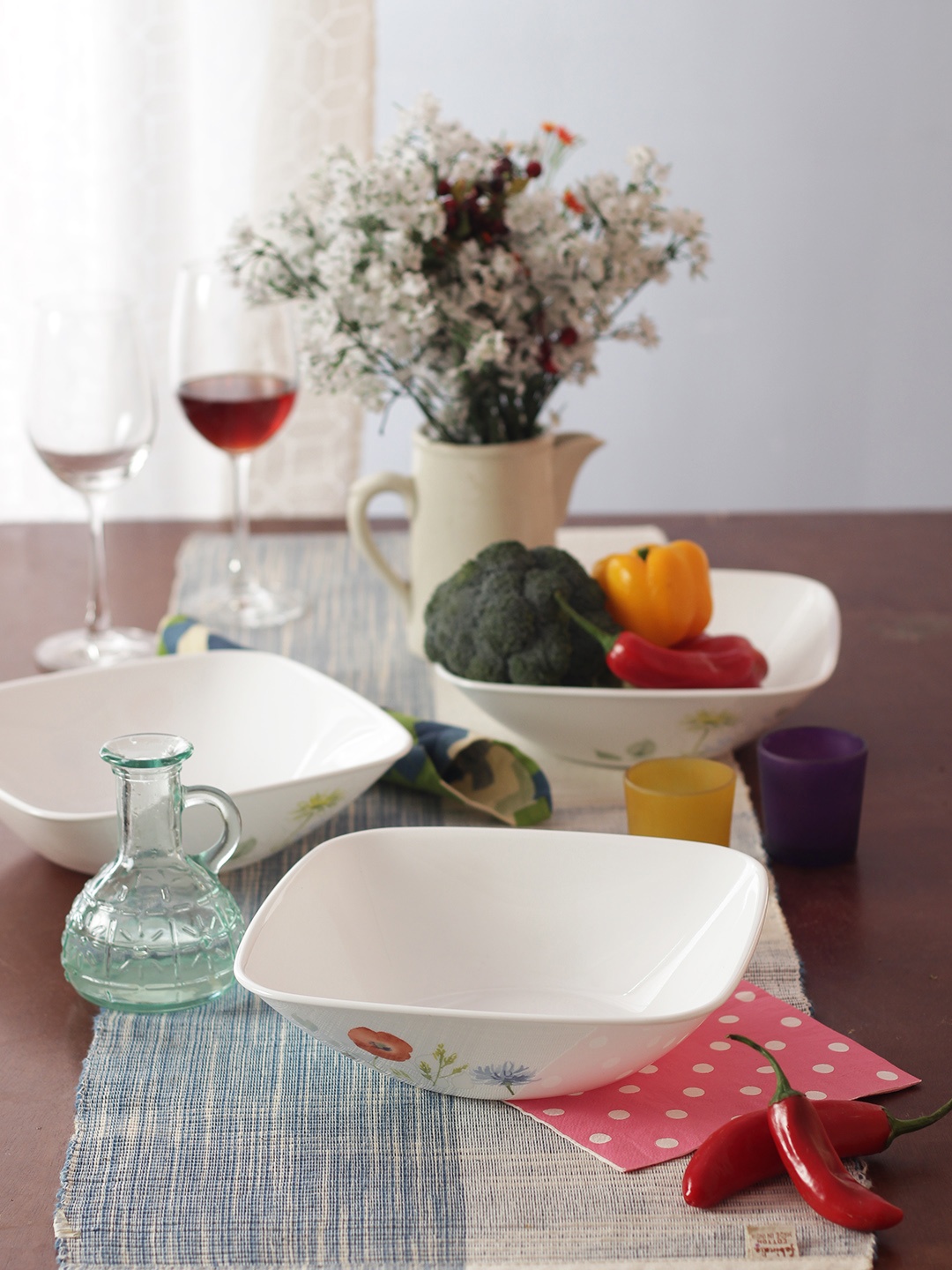 

Corelle Set Of 3 White Printed Serving Bowl Set