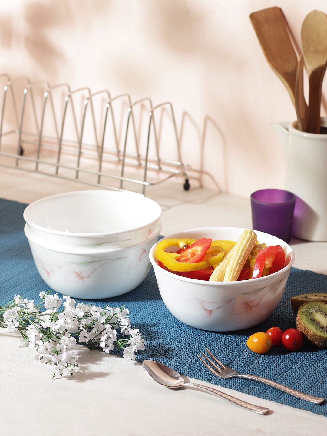 

Corelle White Set Of 3 Printed Glass Bowls