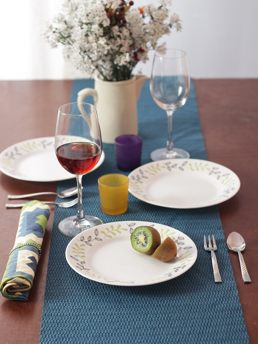 

Corelle White Set of 6 Printed Glass Plates