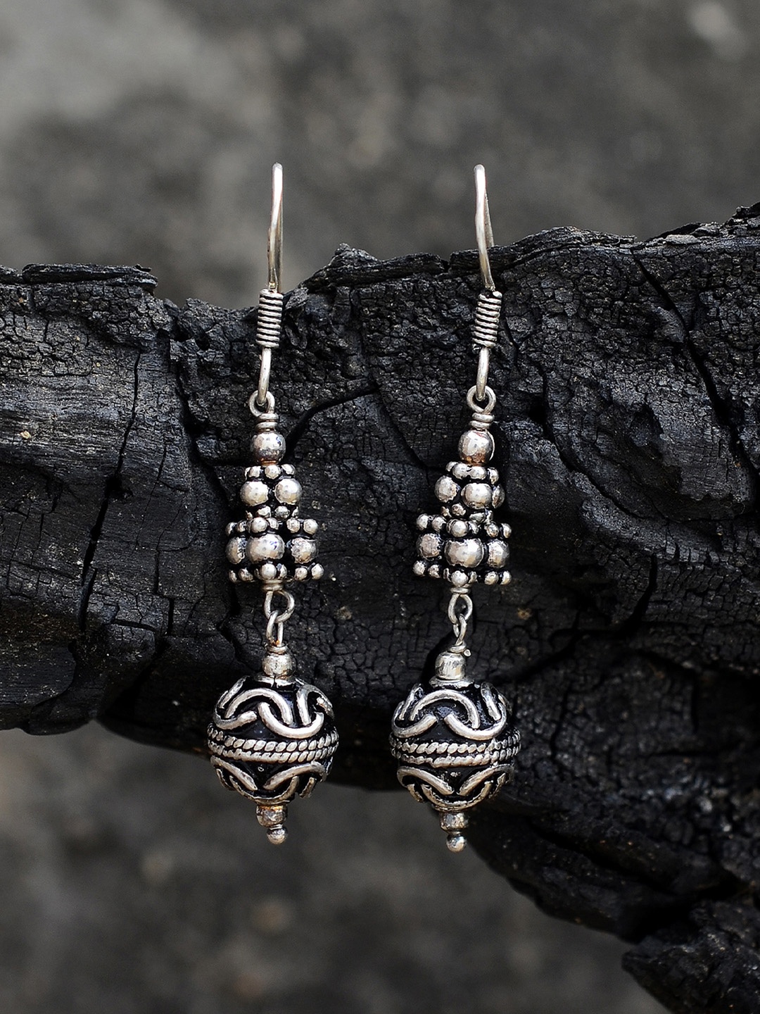 

Silvermerc Designs Women Silver-Plated Contemporary Oxidised Drop Earrings