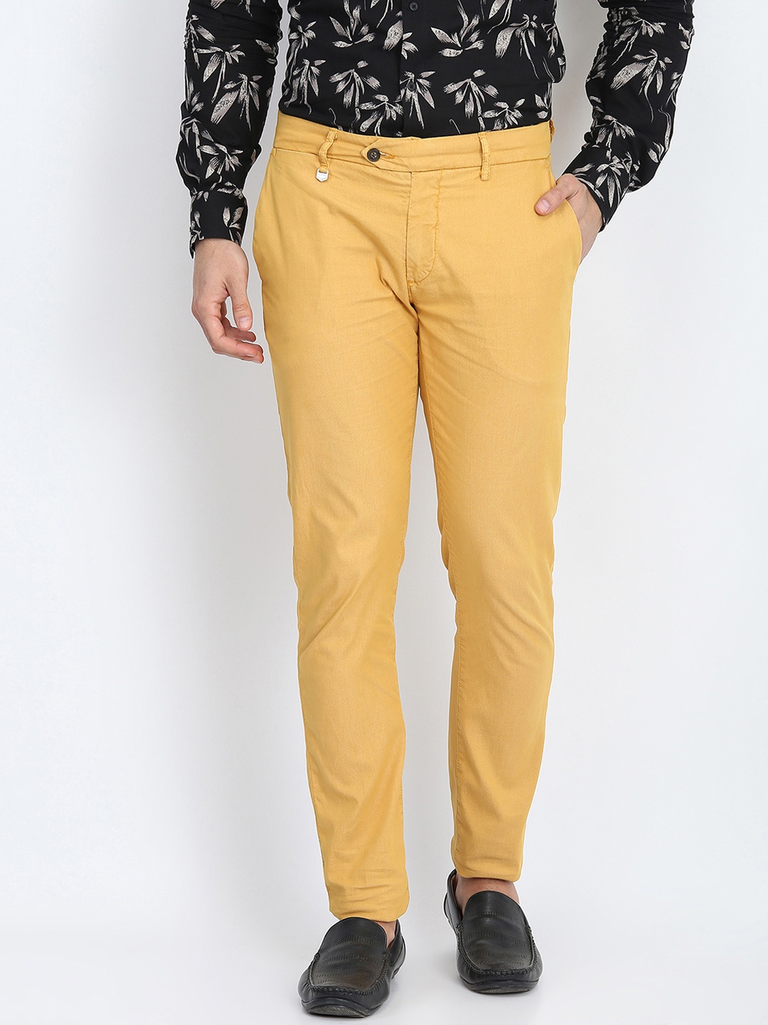 

Antony Morato Men Yellow Slim Fit Solid Regular Trousers