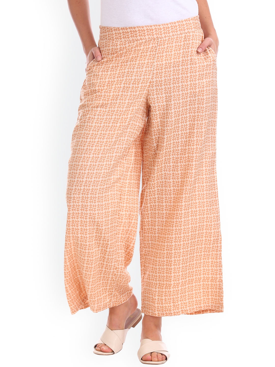

Bronz Women Beige Wide Leg Printed Palazzos