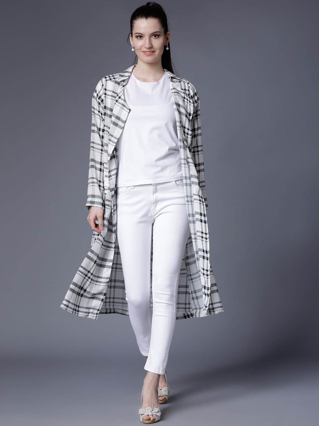 

Tokyo Talkies White & Black Checked Open Front Shrug