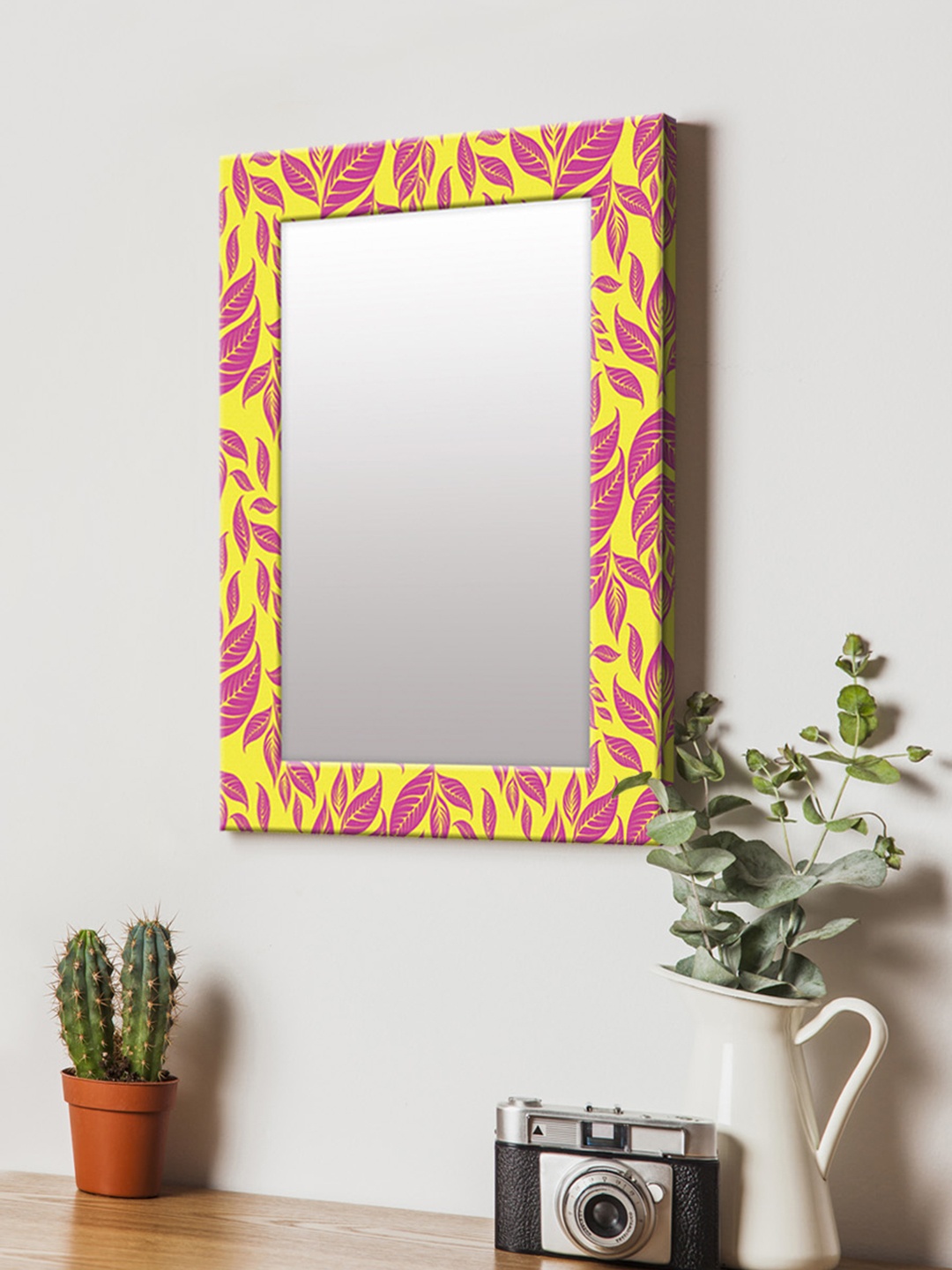 

999Store Yellow & Pink Printed MDF Wall Mirror