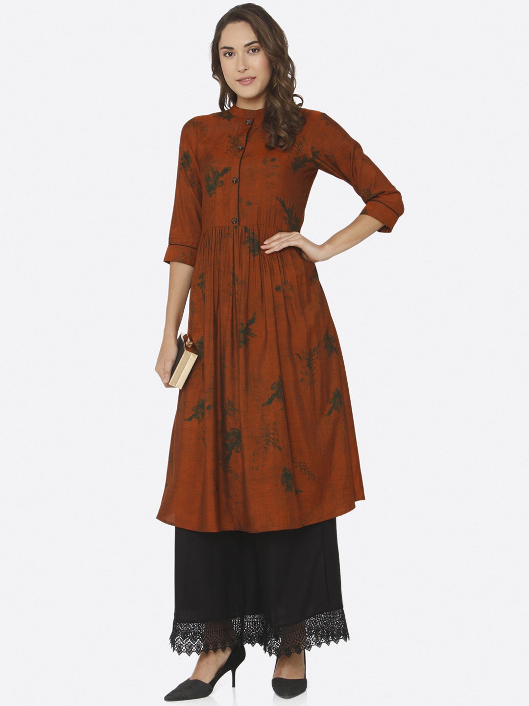 

shiloh Women Red & Black Printed Kurta with Palazzo