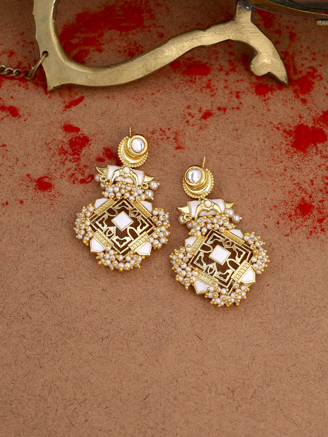 

Voylla Gold-Toned Diamond Shaped Drop Earrings