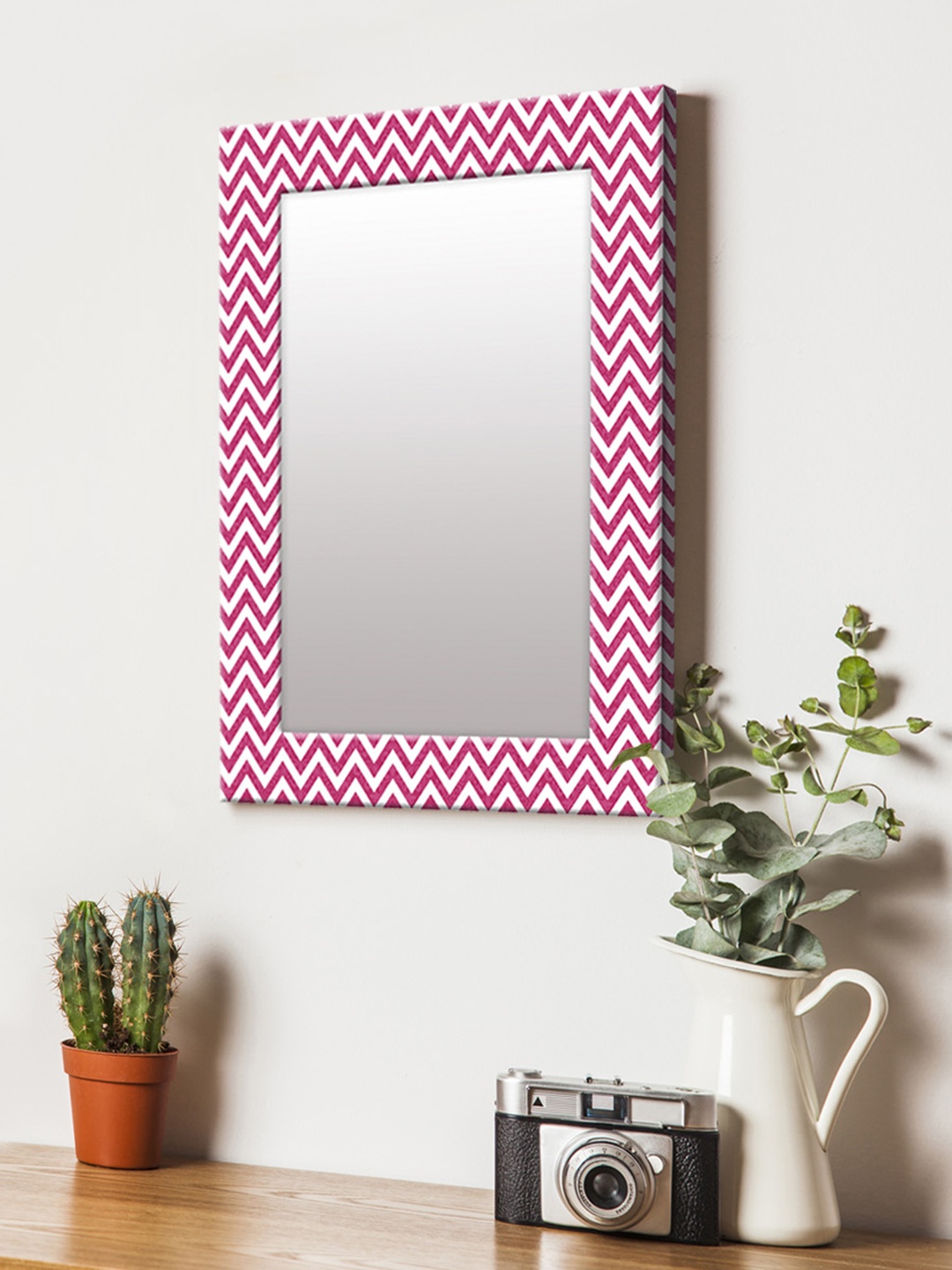 

999Store Pink Printed MDF Wall Mirror