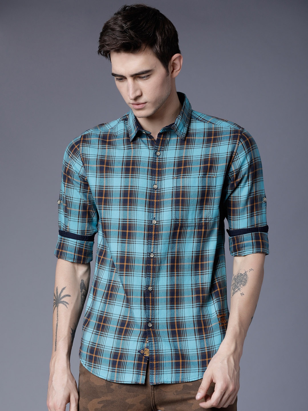 

LOCOMOTIVE Men Blue & Brown Slim Fit Checked Casual Shirt