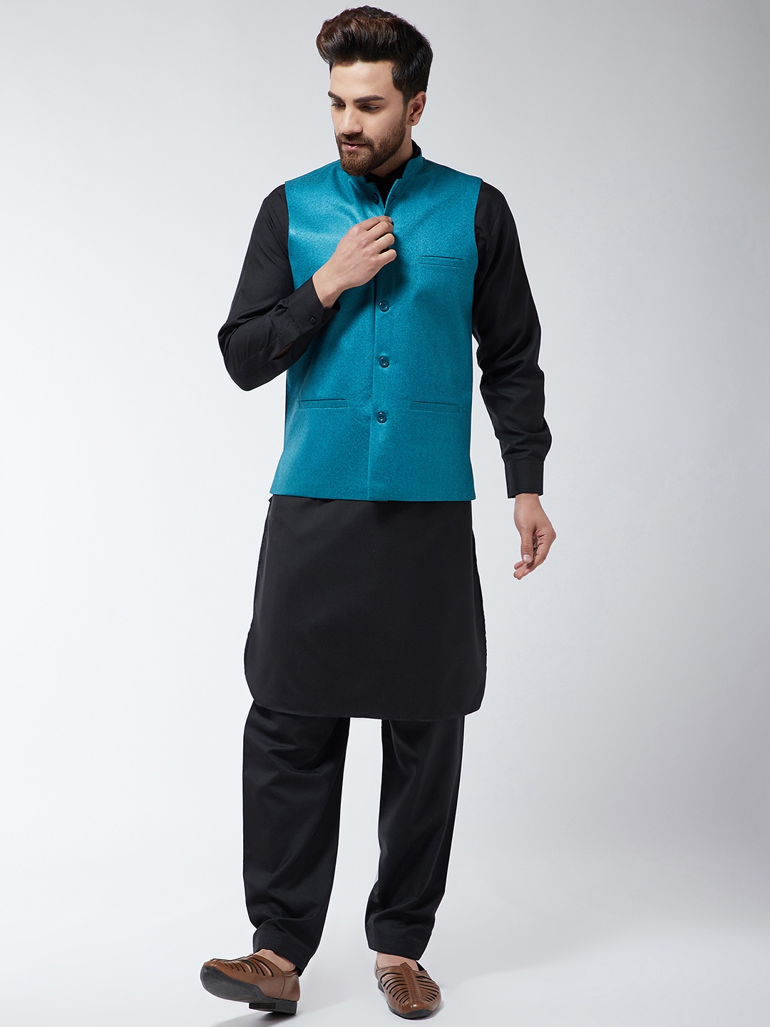 

SOJANYA Men Black & Blue Solid Kurta with Salwar and Nehru Jacket