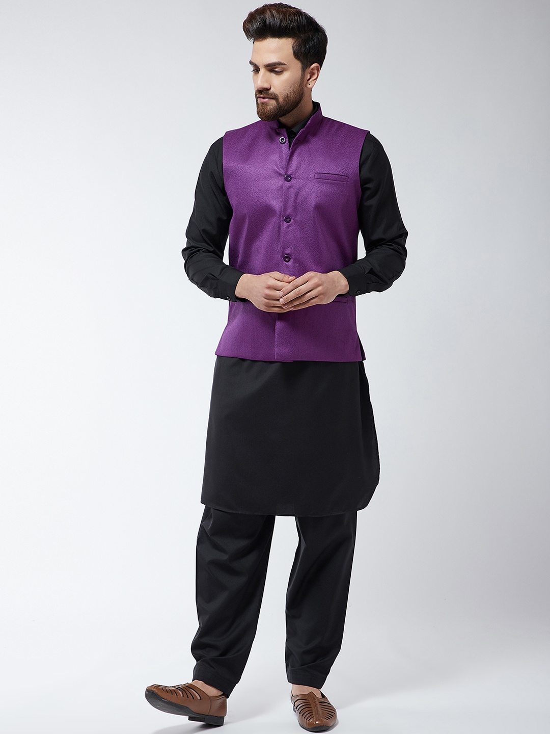 

SOJANYA Men Black & Purple Solid Kurta with Salwar and Nehru Jacket