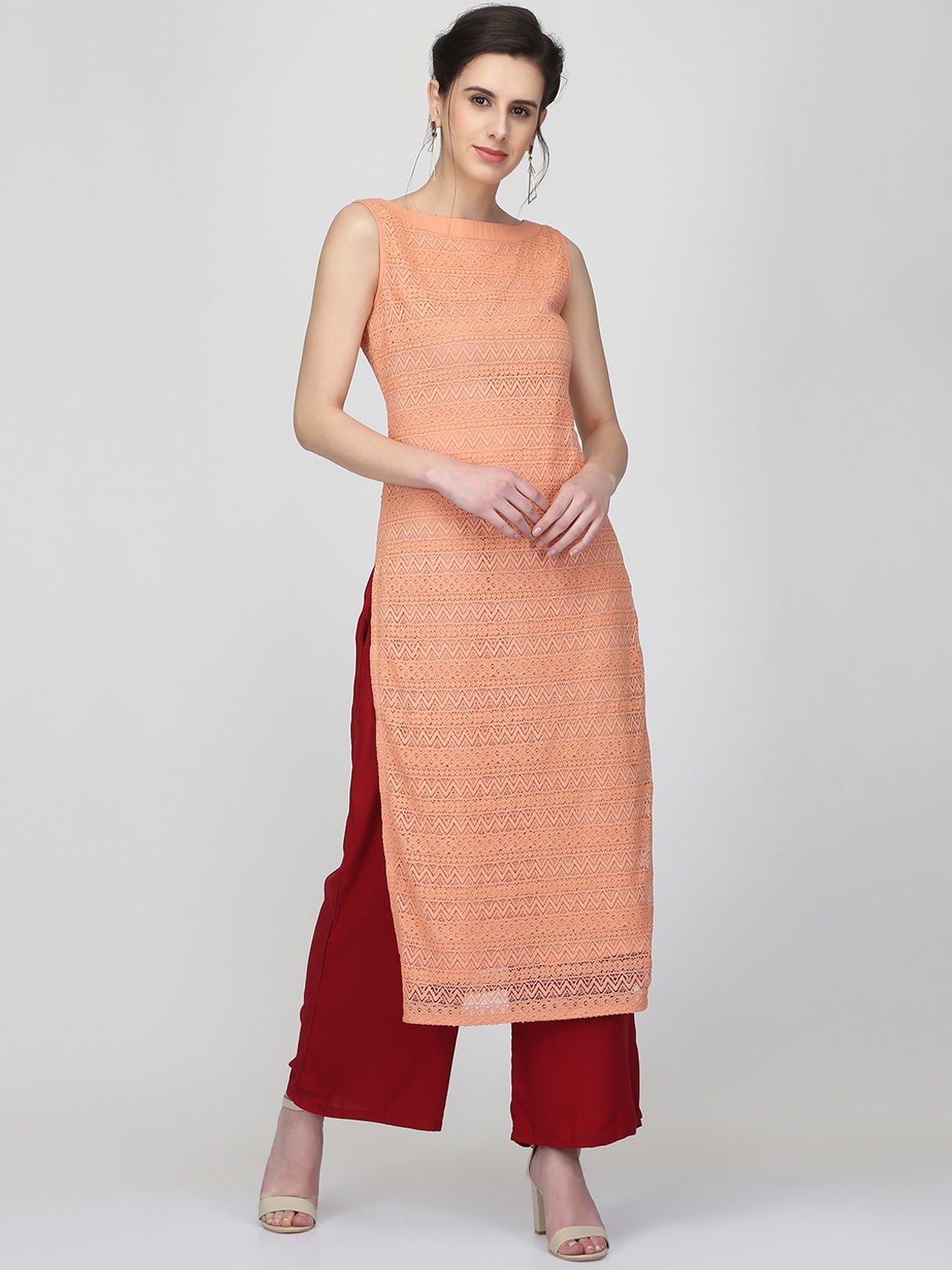 

Ojjasvi Women Peach-Coloured Woven Design Straight Kurta