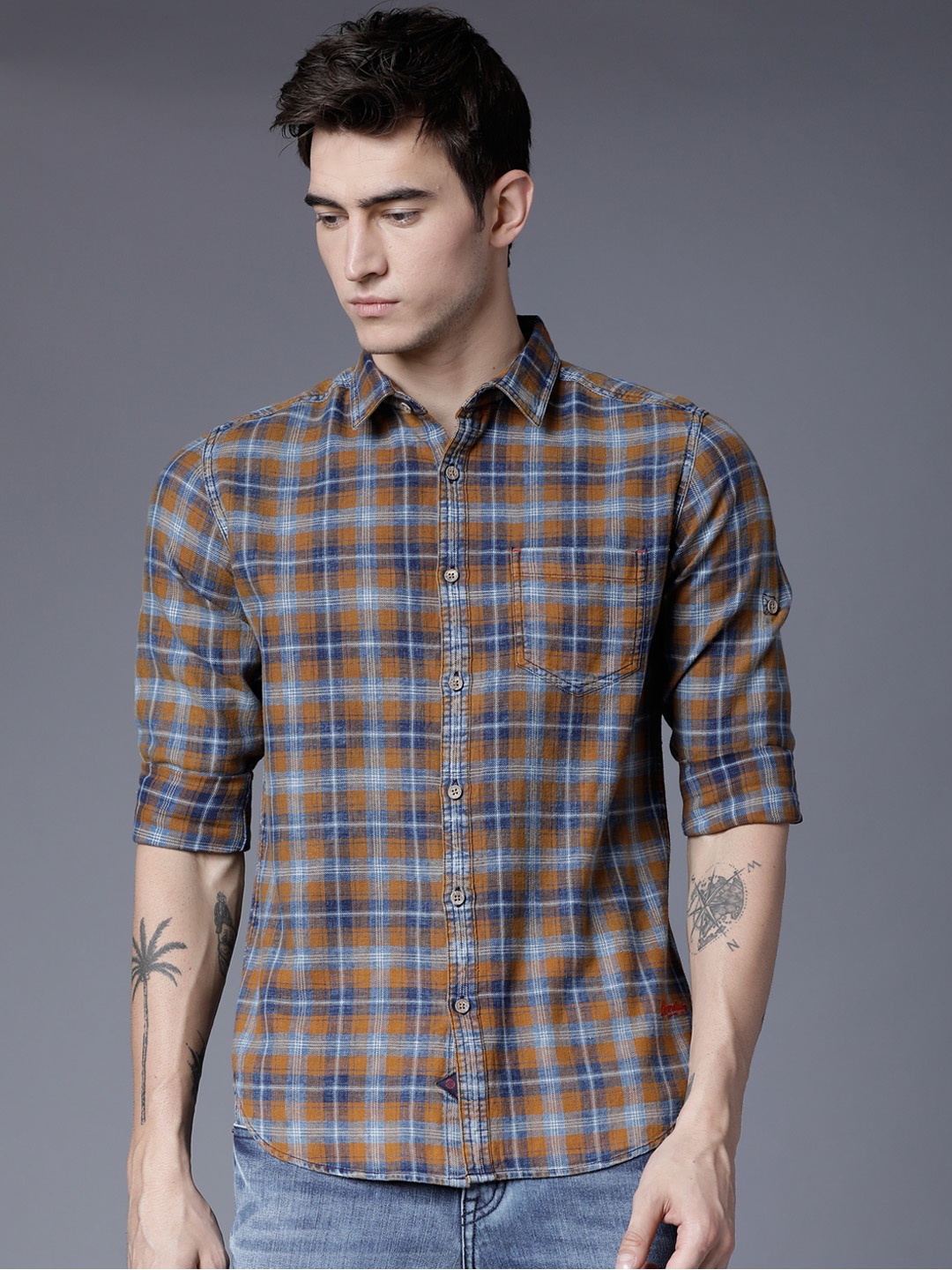LOCOMOTIVE Men Blue & Mustard Slim Fit Checked Casual Shirt