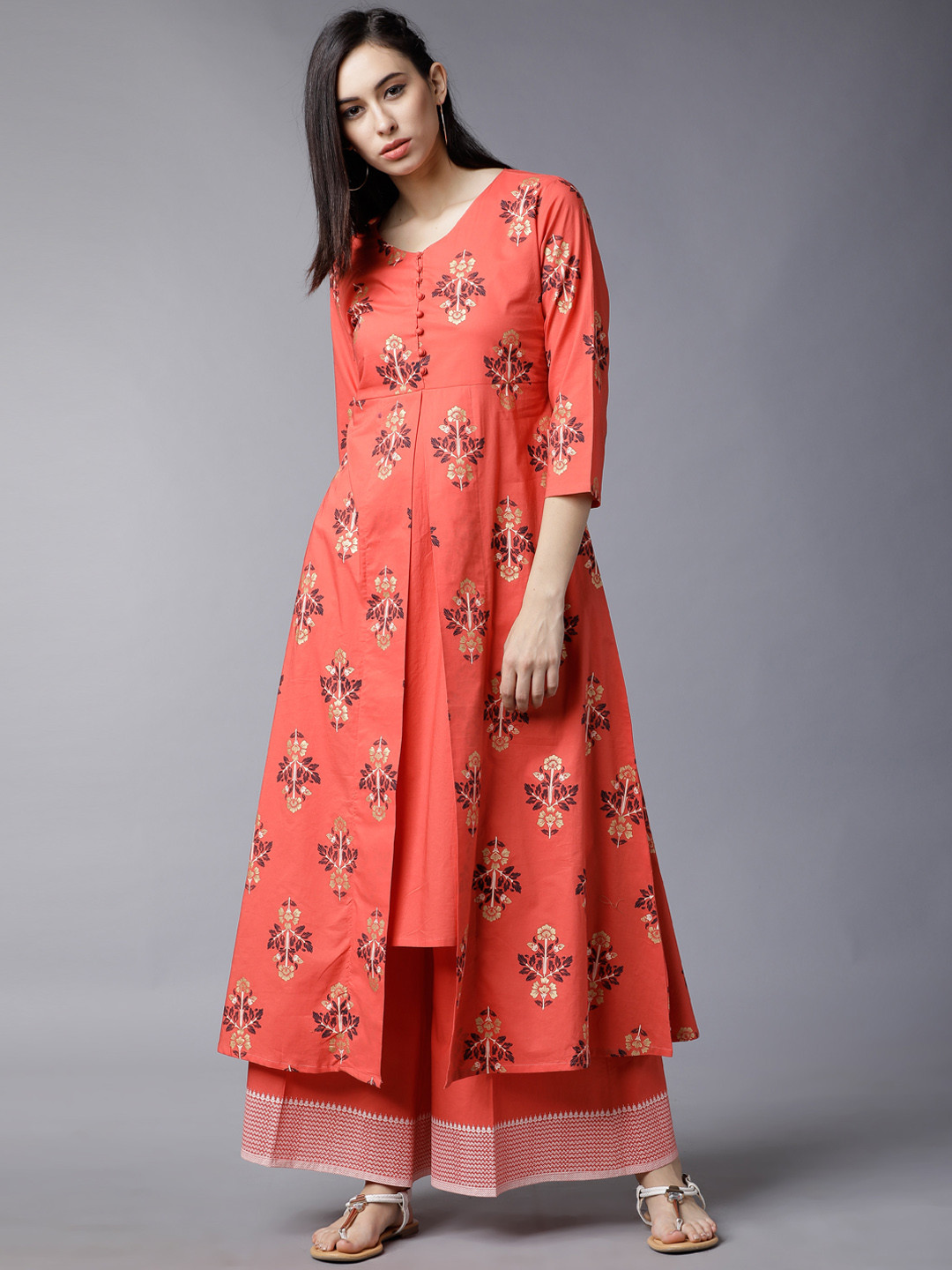 

Vishudh Women Rust Brown Printed Layered Kurta with Palazzos