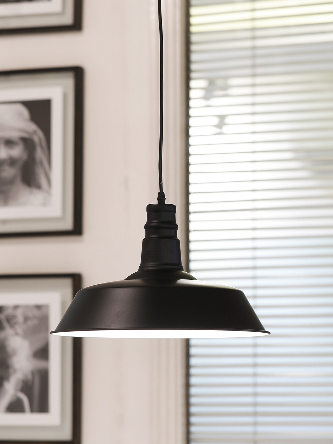 THE LIGHT STORE Black Self Design Hanging Light