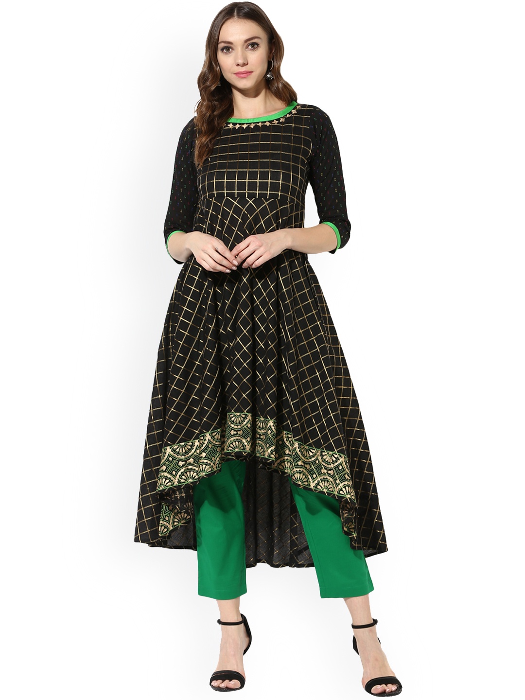 

MBE Women Black & Golden Checked Kurta with Trousers
