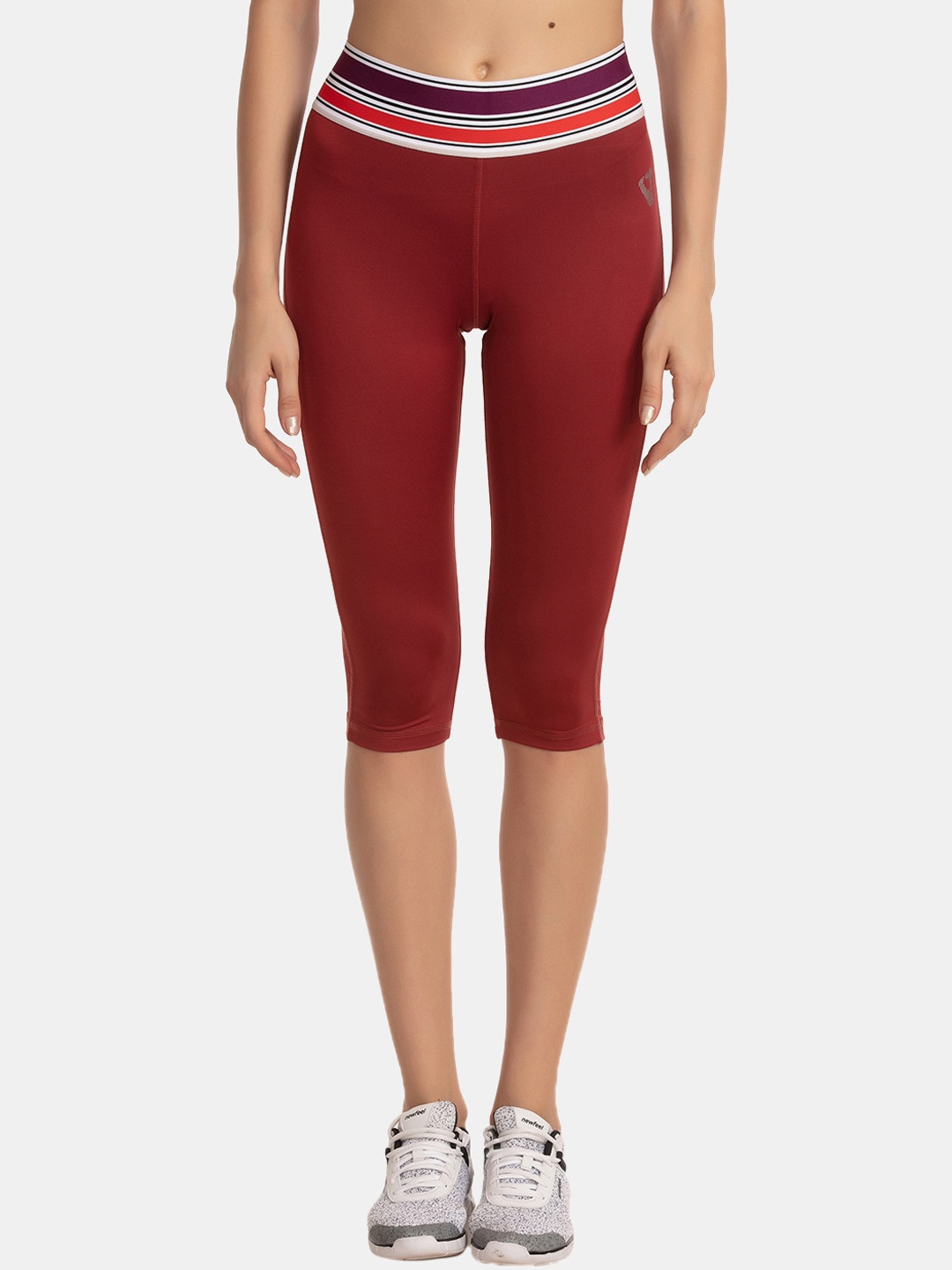 

Zelocity by Zivame Women Red Solid Slim Fit Capris